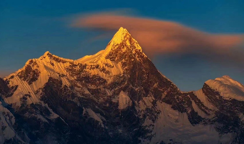 青藏铁路：拉萨林芝珠峰纳木措 卧飞13天