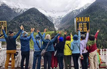 青藏铁路：拉萨珠峰纳木措 卧飞10天